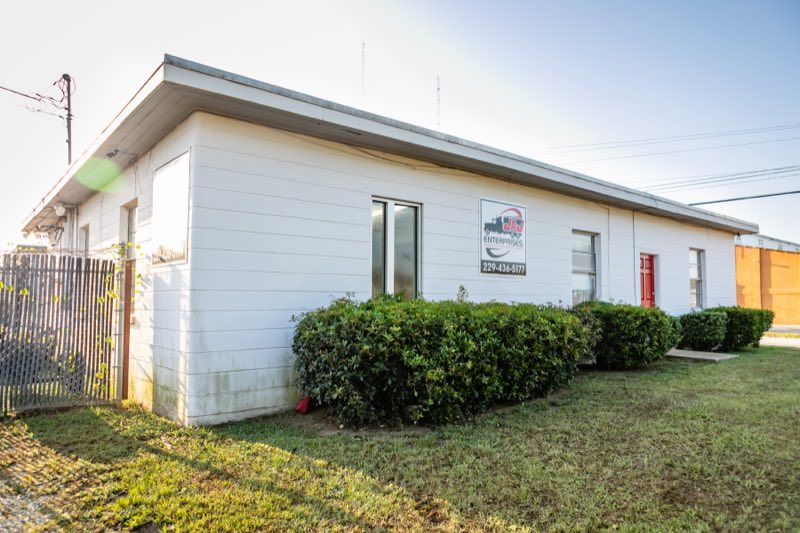 J&J Enterprises office on Baldwin Dr